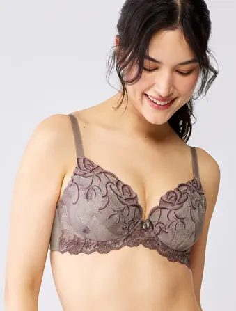 レッドレーベル バイ トリンプ0117 ブラジャー