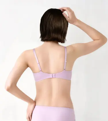 レッドレーベル バイ トリンプ0127 ブラジャー