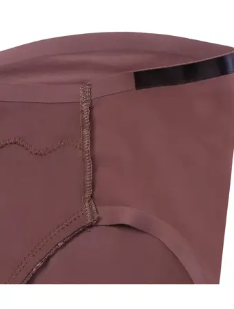 コンフォートワイヤーブラ604 レギュラーショーツ