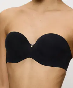 BODY MAKE-UP ESSENTIALS