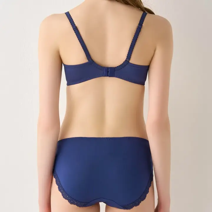 【WEB限定】美胸フィットブラ アザレア レギュラーショーツ, ブルー, model image number 2