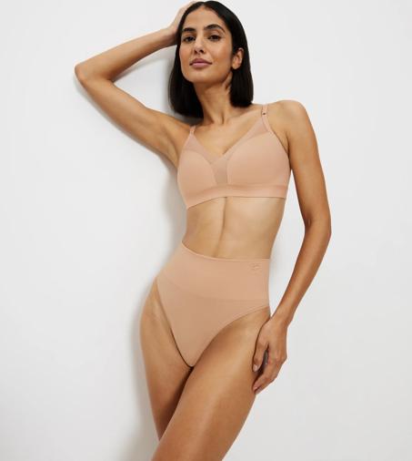 TRIUMPH SOFT SCULPT in BEIGE