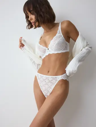 AMOURETTE