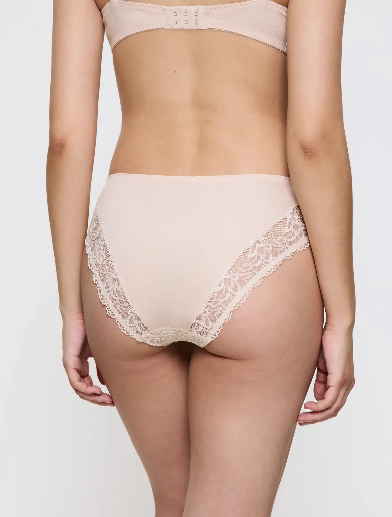 O - LIGHT PAONETTE T
