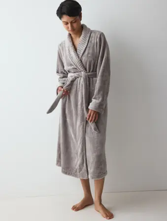 ROBES