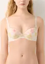 天使のブラ 魔法のハリ感656 ブラジャー