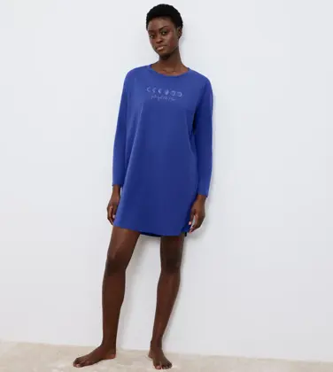 NIGHTDRESSES