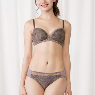 【SALE】天使のブラ(R) スリムライン 極上ライト599 レギュラーショーツ, ブラウン, model image number 1