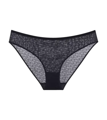 TRIUMPH SIGNATURE SHEER