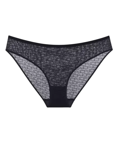 TRIUMPH SIGNATURE SHEER