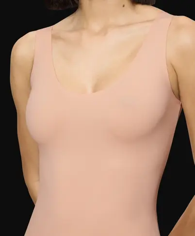 BODY MAKE-UP ILLUSION