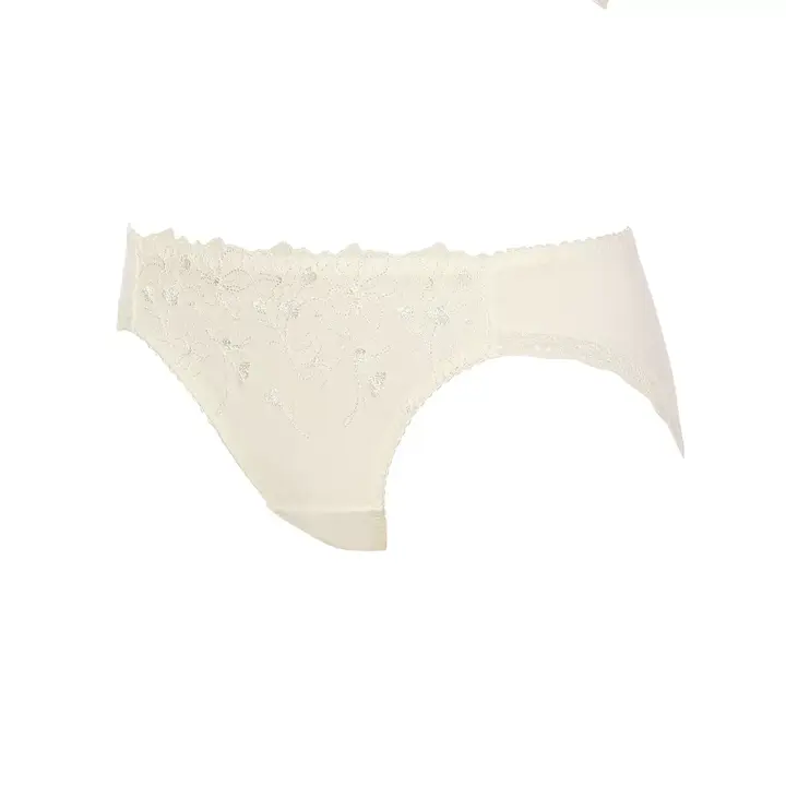 【WEB/アウトレット限定】チャーミングラマー(R) ブラ＆ショーツセット ラインアートステッチ【一部カラーSALE】, ホワイト, product image number 3