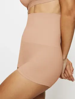 TRIUMPH SOFT SCULPT
