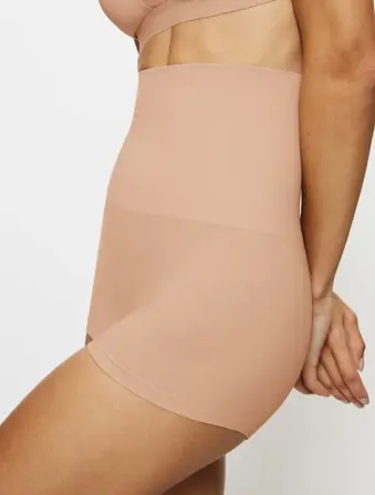 TRIUMPH SOFT SCULPT