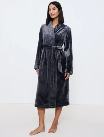 ROBES