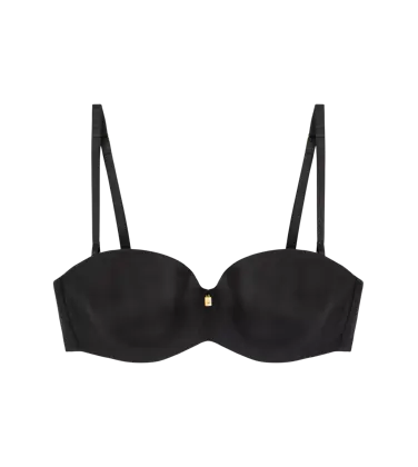 BODY MAKE-UP ESSENTIALS