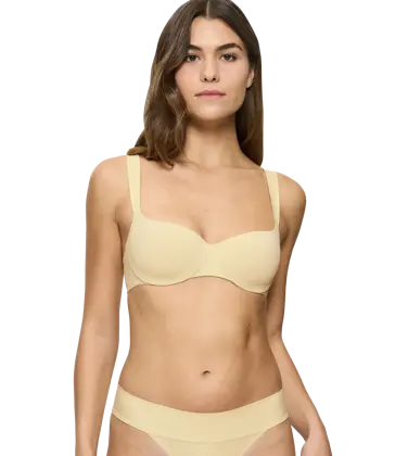 BODY MAKE-UP ILLUSION