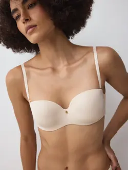 BODY MAKE-UP ESSENTIALS