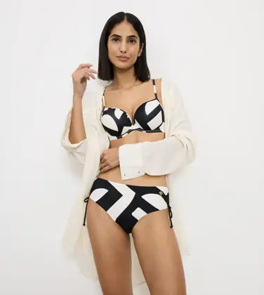 SUMMER ALLURE