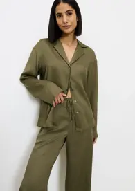 SILKY SENSUALITY