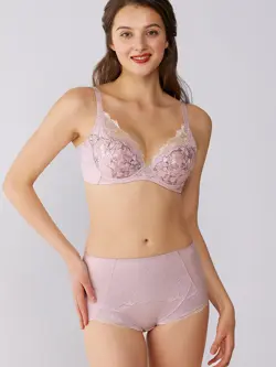トリンプ プレミアム ゴールドレーベル4005 ブラジャー(パッドなし)