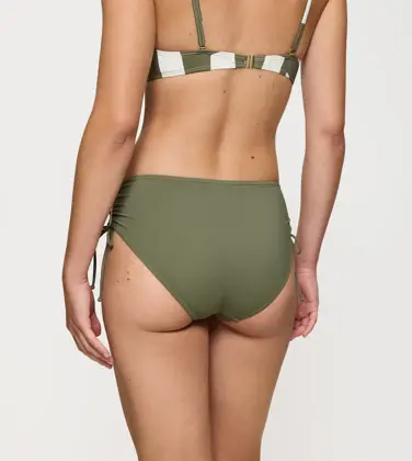SUMMER ALLURE