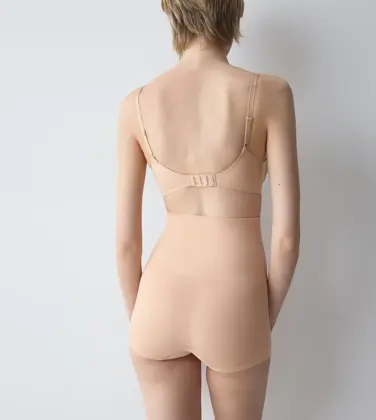 TRIUMPH SOFT SCULPT