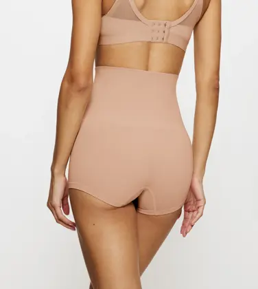 TRIUMPH SOFT SCULPT