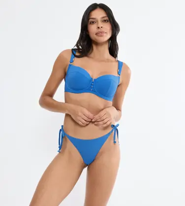 PALINA LOVE BY THE SEA