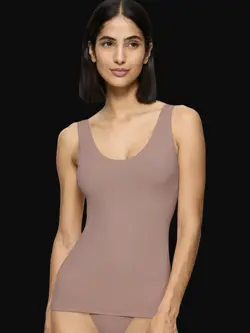 BODY MAKE-UP ILLUSION