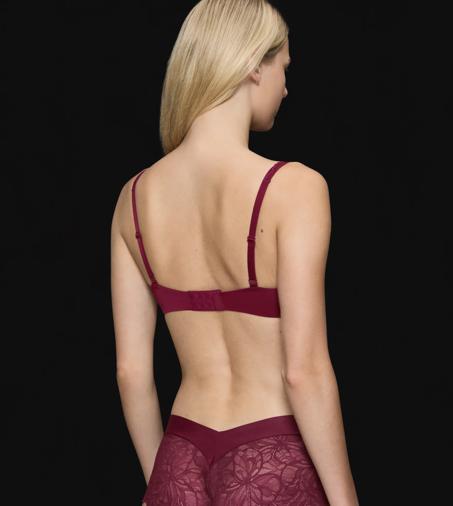 BODY MAKE-UP ILLUSION LACE in LILA