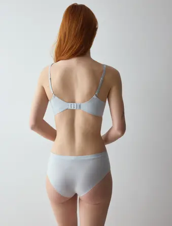 BODY MAKE-UP SOFT TOUCH