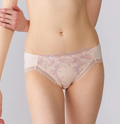 天使のブラ スリムライン 極上ライト634 レギュラーショーツ, ピンク, model image number 0