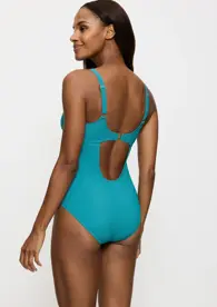 SUMMER ALLURE