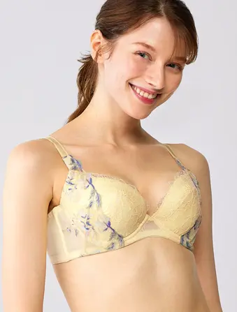 天使のブラ スリムライン レッドレーベル バイ トリンプ0118 ブラジャー