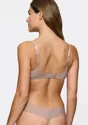 BODY MAKE-UP ILLUSION