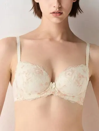 【WEB限定】美胸ソフトブラ クラッシーペタルズ ブラ＆ショーツセット