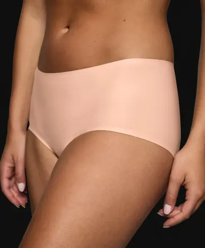 BODY MAKE-UP ILLUSION