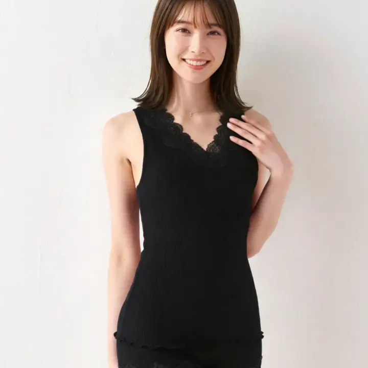 タンクトップ 保湿インナー, ブラック, model image number 1