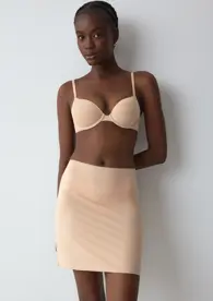 BODY MAKE-UP