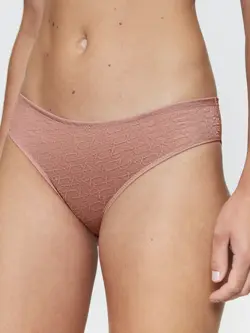 TRIUMPH SIGNATURE SHEER