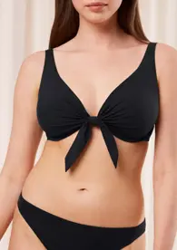 SUMMER ALLURE