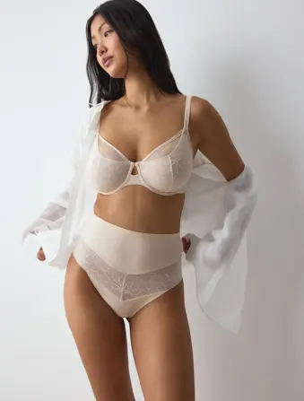 COMFORT CONTOUR