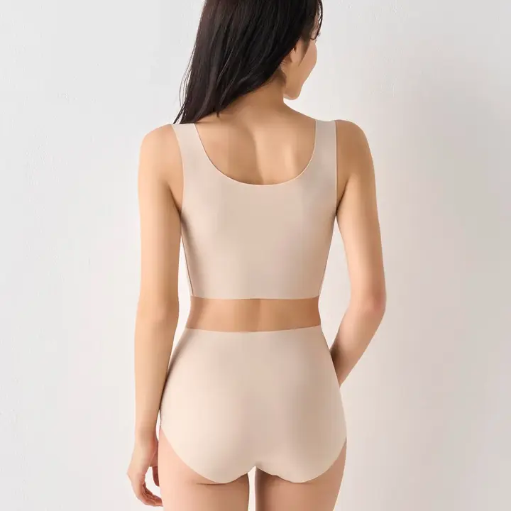 【WEB限定】綿混タイプ(スロギーG028)　カップ付きハーフトップ, ベージュ, model image number 3