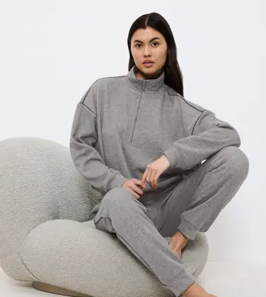 MYWEAR LOUNGE