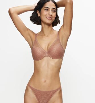 TRIUMPH SIGNATURE SHEER