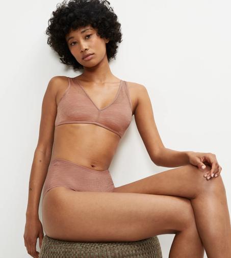 TRIUMPH SIGNATURE SHEER in BROWN