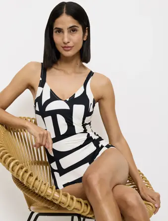 SUMMER ALLURE