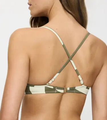 SUMMER ALLURE