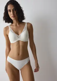 BODY MAKE-UP ILLUSION LACE